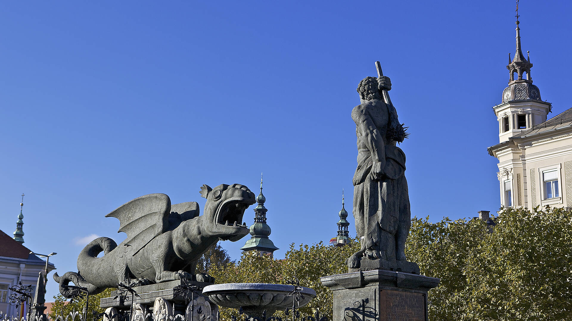 Neuer Platz in Klagenfurt mit Lindwurm