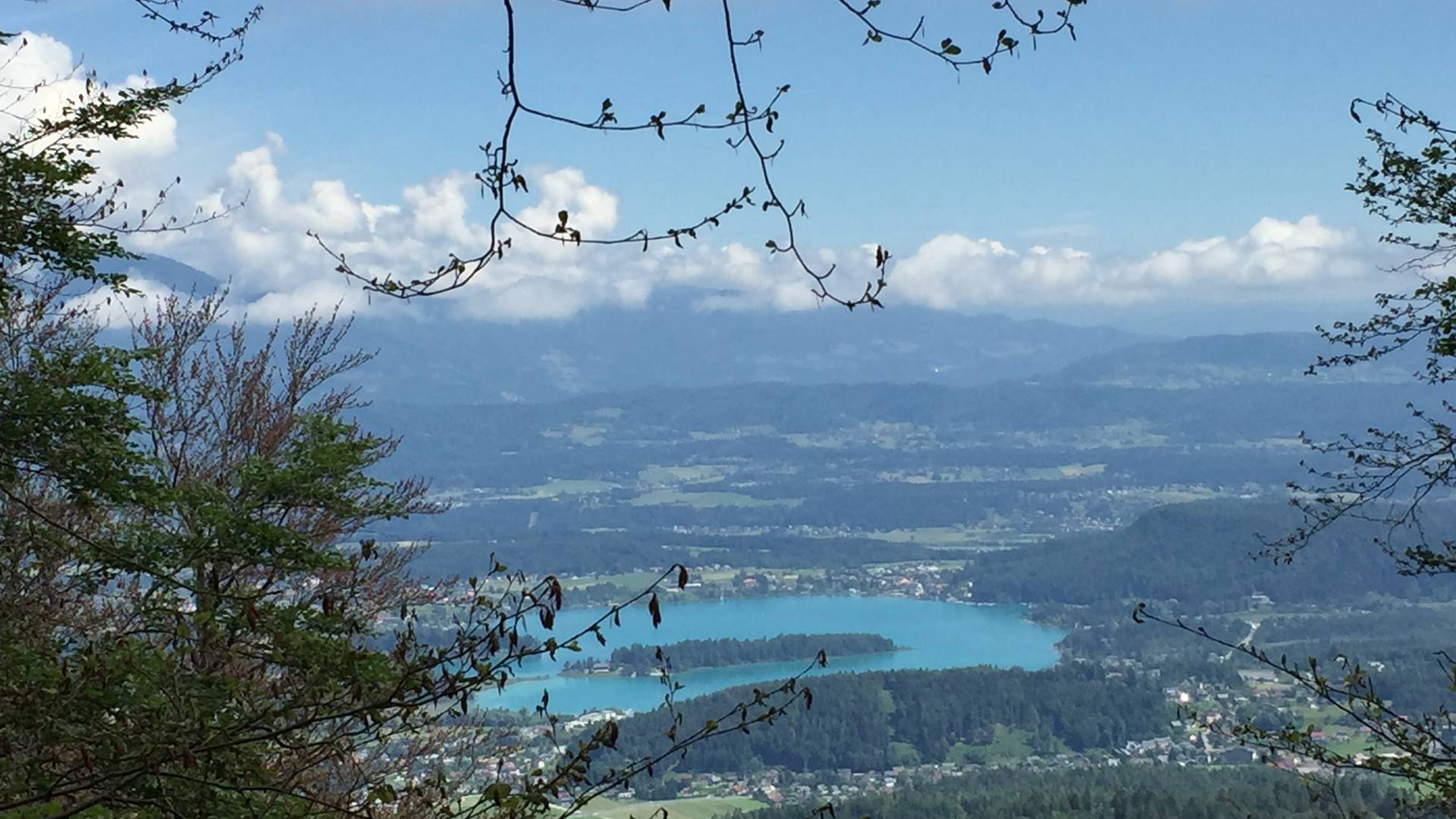 Campingurlaub Ute Zaworka, Herrlicher Ausblick auf den Faaker See