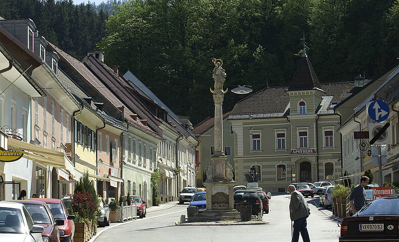 Pestsäule am Hauptplatz in Bleiburg