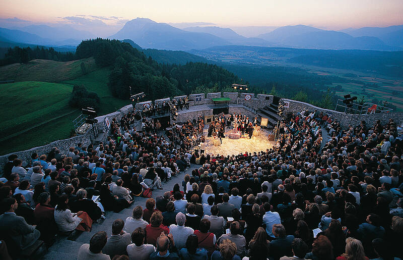 Burgruine Finkenstein in der Region Villach