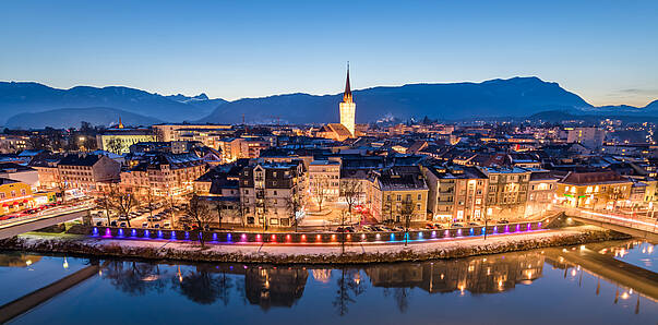 Region Villach Winter Villach bei Nacht Region Villach Tourismus Michael Stabentheiner Advent