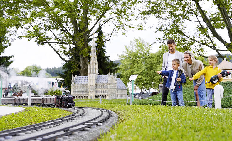 Spass mit der Familie im Minimundus