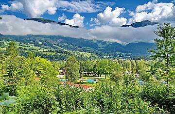 Camping am Waldbad mit Mobilhomes