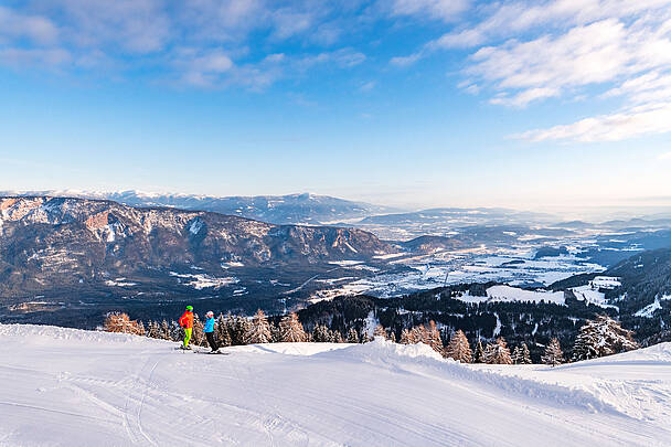 Villach Advent Winter Dreilaendereck Ski