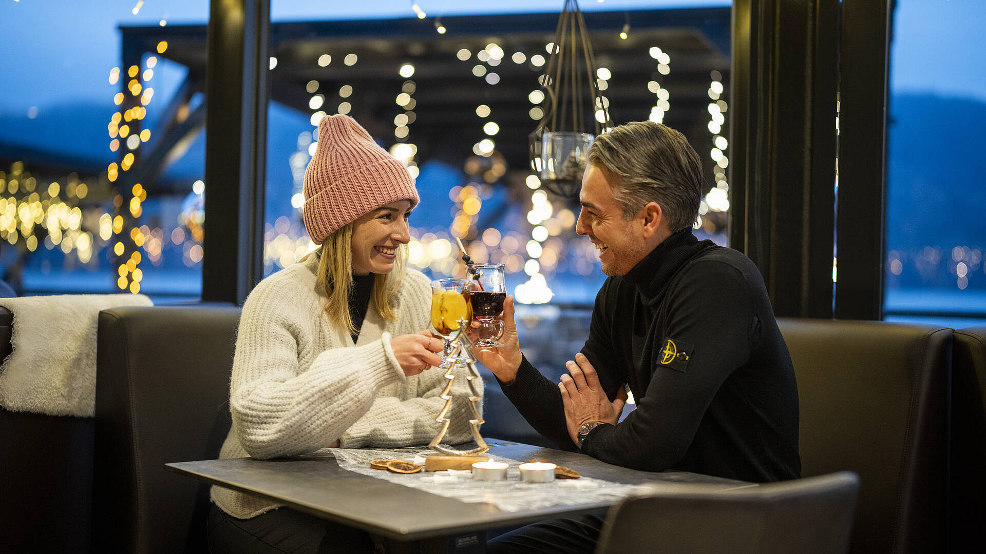 Millstaetter Lichtweg im Advent Millstaetter See Winter